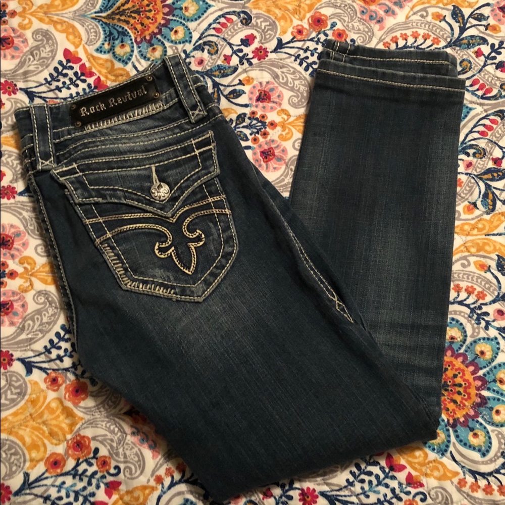 Rock Revival Cropped Jeans